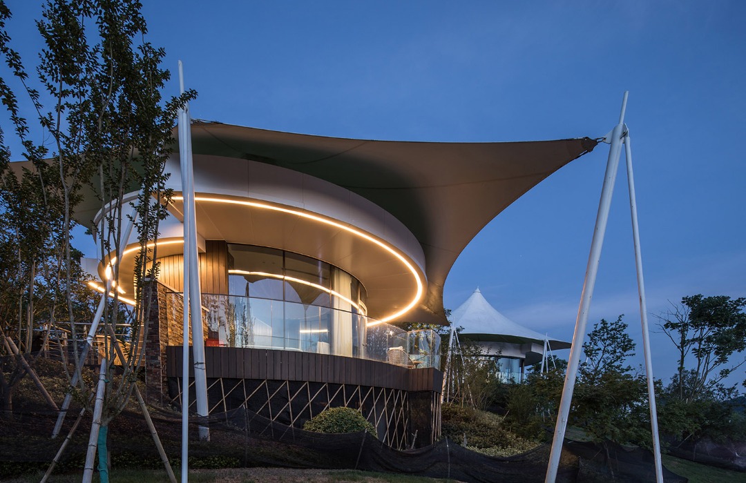 諸暨春風十里小鎮(zhèn)野奢帳篷酒店